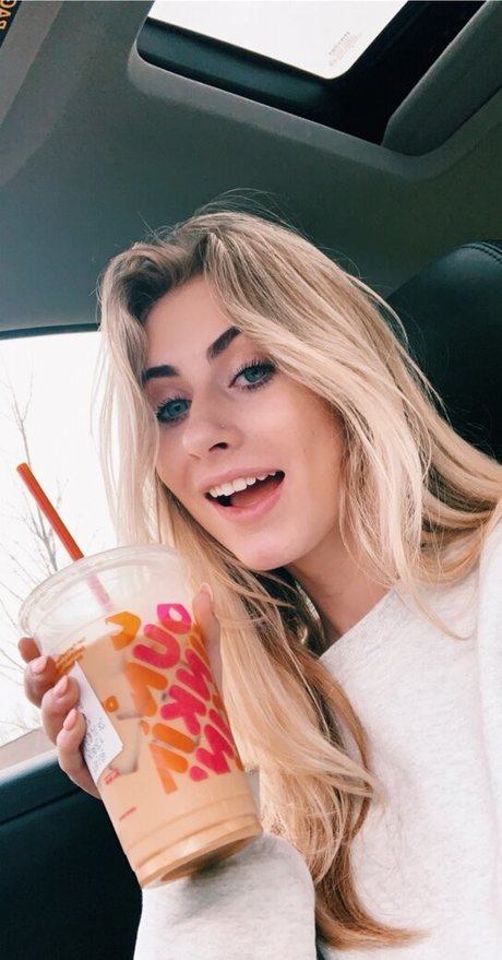 Nacktes geleaktes OnlyFans-Foto von Sarah Kate Stricker