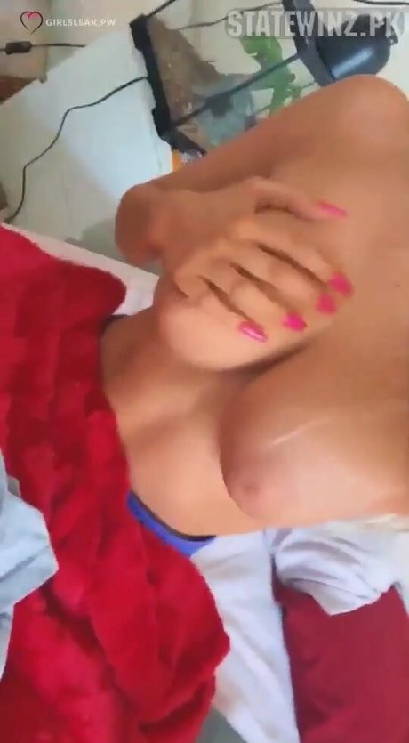 Nacktes geleaktes OnlyFans-Foto von Alexa Smicker