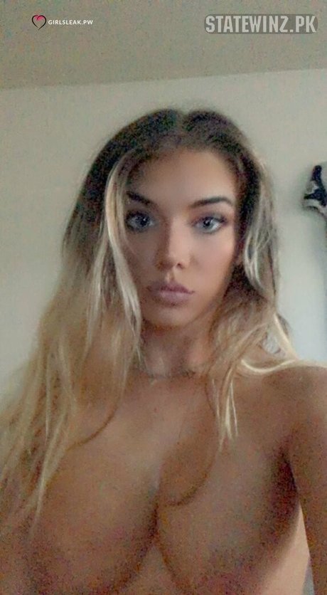 Alexa Smicker