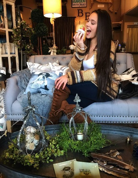 Nacktes geleaktes OnlyFans-Foto von Ally Dowd