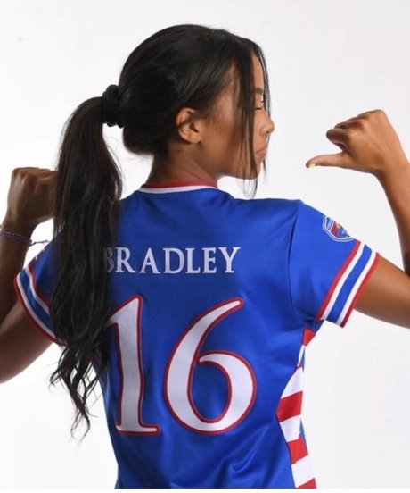 Nacktes geleaktes OnlyFans-Foto von Italia Bradley