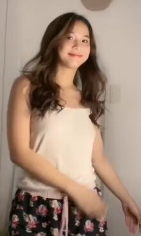 Carizassy Vlogs