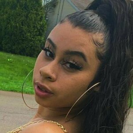 Nacktes geleaktes OnlyFans-Foto von Bbygshai