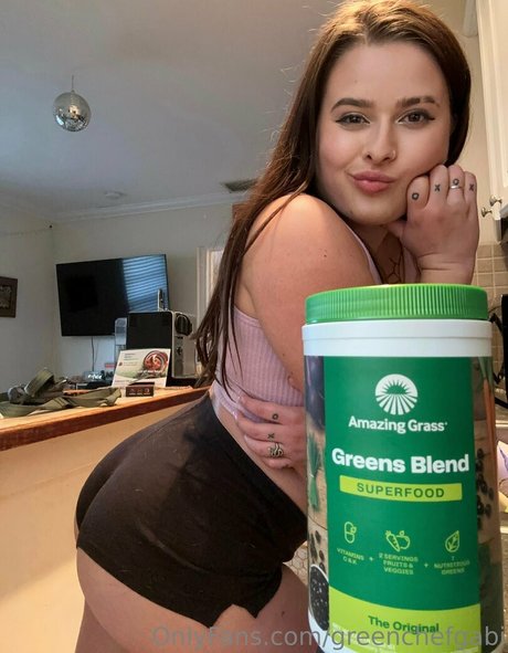 Nacktes geleaktes OnlyFans-Foto von Greenchefgabi
