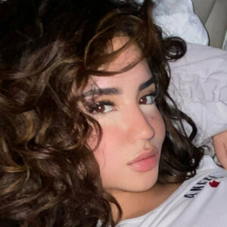 Nacktes geleaktes OnlyFans-Foto von Genaaatg