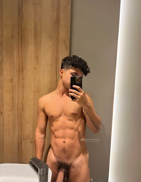Nacktes geleaktes OnlyFans-Foto von Soyunplatano