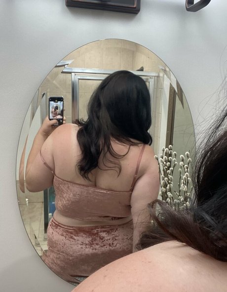 Nacktes geleaktes OnlyFans-Foto von Muffinmaid