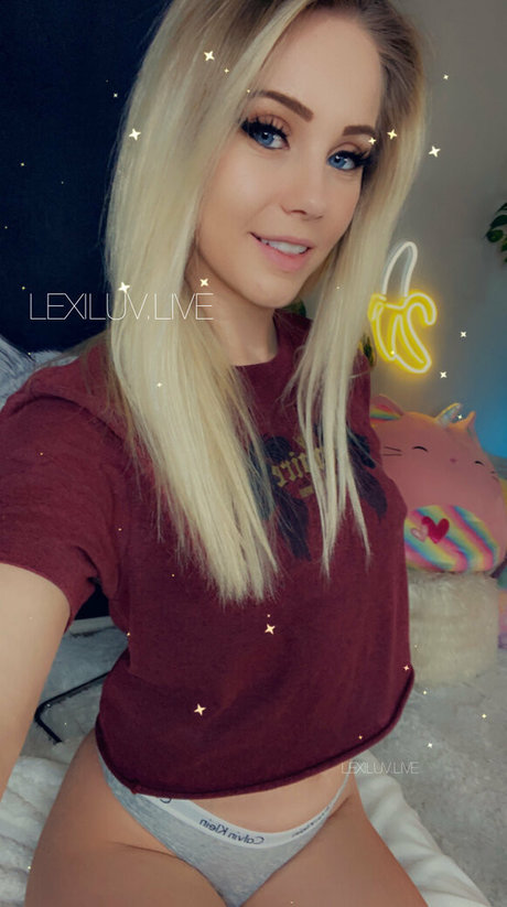 Nacktes geleaktes OnlyFans-Foto von Luvlexi