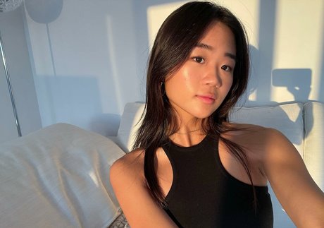 Nacktes geleaktes OnlyFans-Foto von Erica Ha
