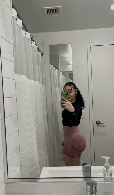 Nacktes geleaktes OnlyFans-Foto von Gymgirllex