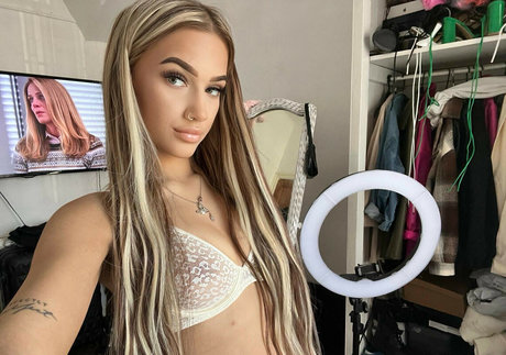 Nacktes geleaktes OnlyFans-Foto von Jxliaax