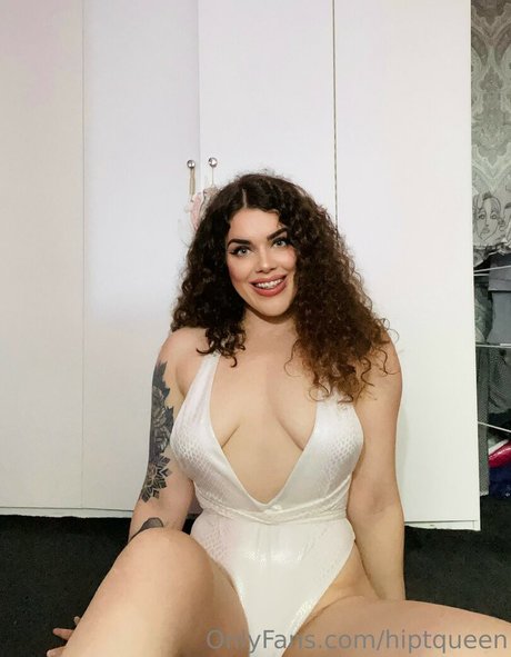 Nacktes geleaktes OnlyFans-Foto von Hiptqueen