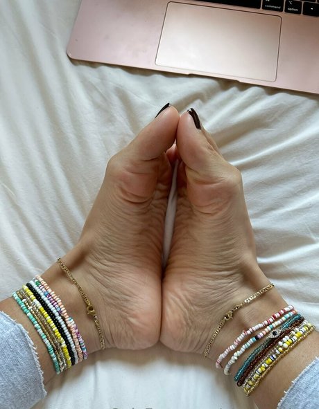 Nacktes geleaktes OnlyFans-Foto von Alyagoddess
