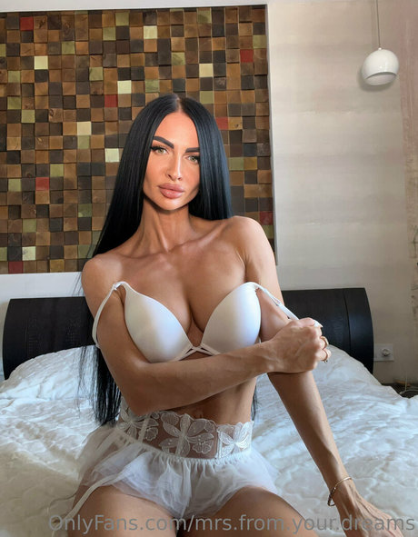 Nacktes geleaktes OnlyFans-Foto von Lovely Kate