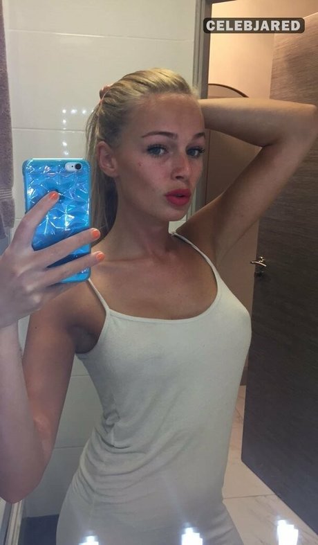 Nacktes geleaktes OnlyFans-Foto von Frederikke Bach