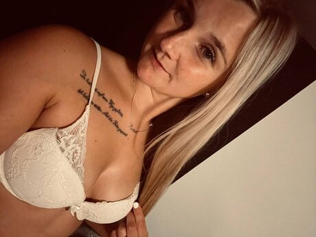 Nacktes geleaktes OnlyFans-Foto von Luisa