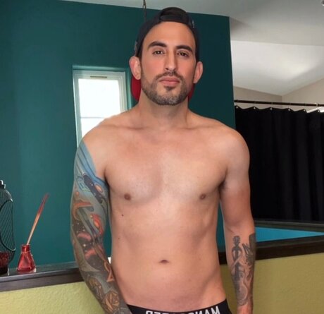 Nacktes geleaktes OnlyFans-Foto von Kid Malavic
