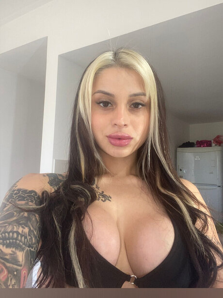 Nacktes geleaktes OnlyFans-Foto von Xenia