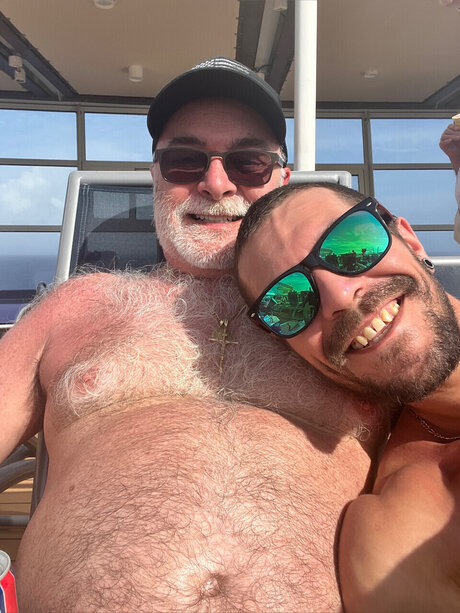 Nacktes geleaktes OnlyFans-Foto von Daddy Son Only