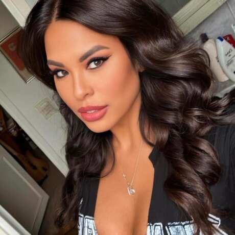 Nacktes geleaktes OnlyFans-Foto von Renee Townsend