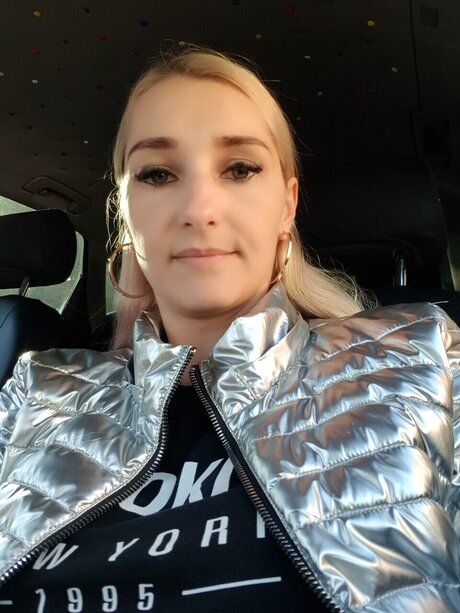 Nacktes geleaktes OnlyFans-Foto von Blondy11