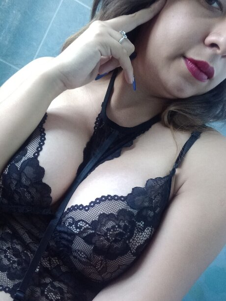 Nacktes geleaktes OnlyFans-Foto von Aimi Zul Sakura