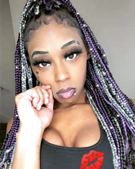Nacktes geleaktes OnlyFans-Foto von Ladiee 