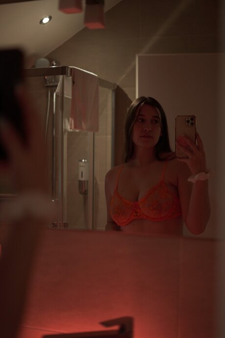 Nacktes geleaktes OnlyFans-Foto von Emma Bianchi