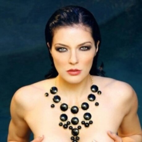Nacktes geleaktes OnlyFans-Foto von Adrianne Curry