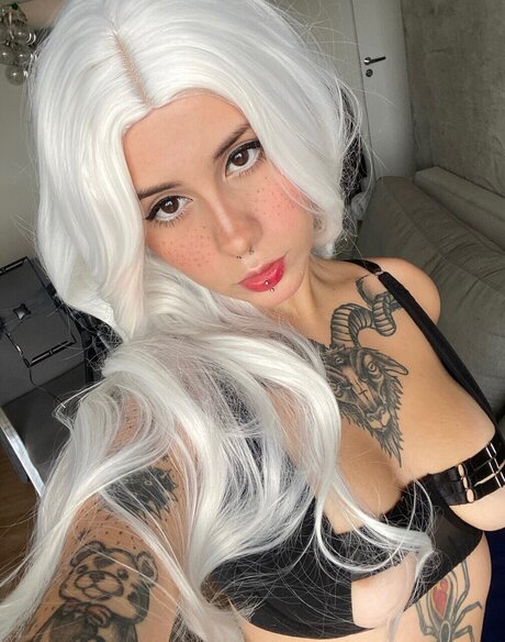 Nacktes geleaktes OnlyFans-Foto von Ariel Bolvv