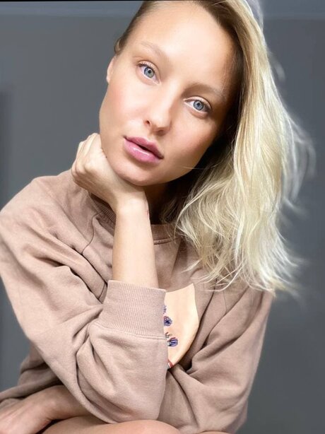 Nacktes geleaktes OnlyFans-Foto von Anny Belle