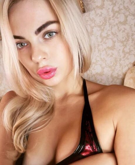 Nacktes geleaktes OnlyFans-Foto von Alisasweet