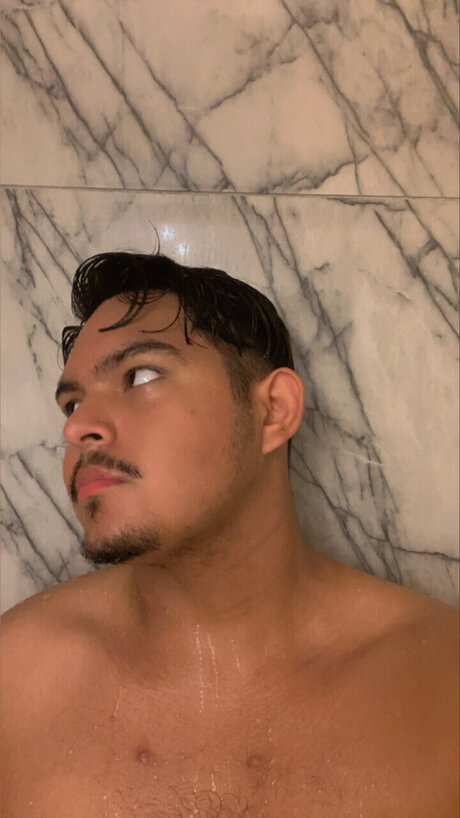Nacktes geleaktes OnlyFans-Foto von Serrano569