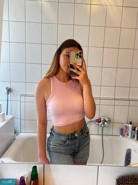 Nacktes geleaktes OnlyFans-Foto von Anastazja