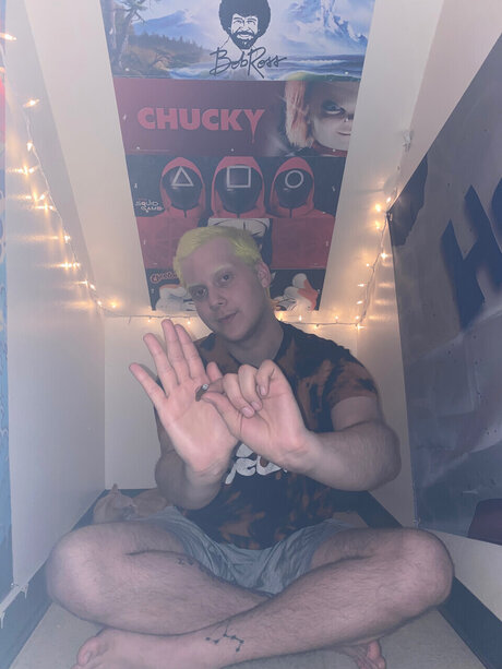 Nacktes geleaktes OnlyFans-Foto von James Michaels
