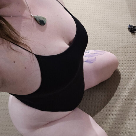 Nacktes geleaktes OnlyFans-Foto von Luna Star
