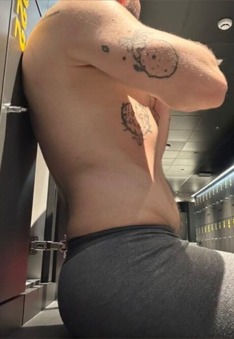 Nacktes geleaktes OnlyFans-Foto von Dami