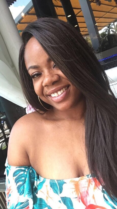Nacktes geleaktes OnlyFans-Foto von Ms Tappin