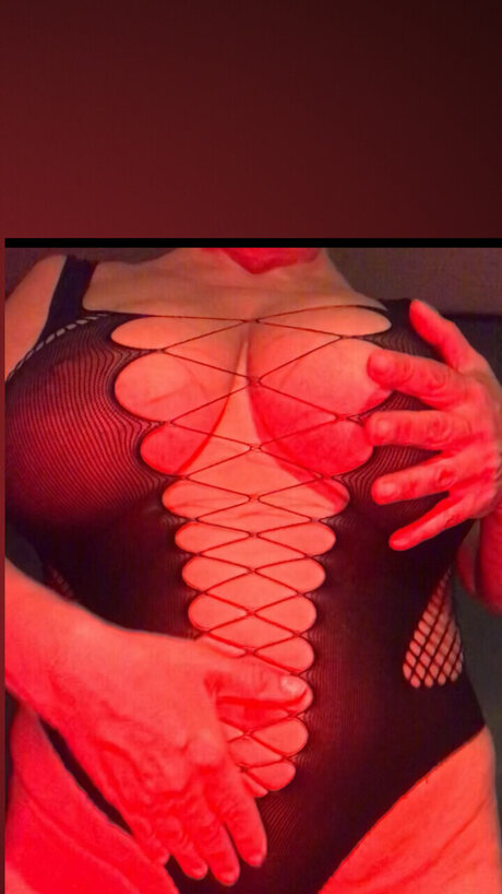 Nacktes geleaktes OnlyFans-Foto von Anna Oliivia Venezuela 