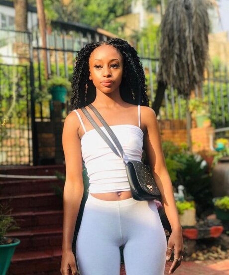 Nacktes geleaktes OnlyFans-Foto von Slim