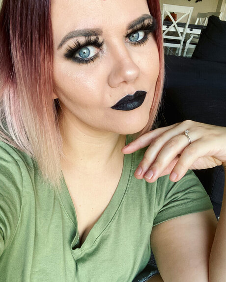 Nacktes geleaktes OnlyFans-Foto von Ravenx