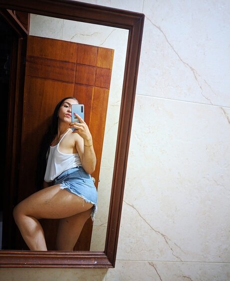 Nacktes geleaktes OnlyFans-Foto von Andrea Galvis