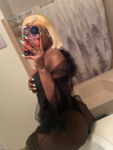 Nacktes geleaktes OnlyFans-Foto von Foreign