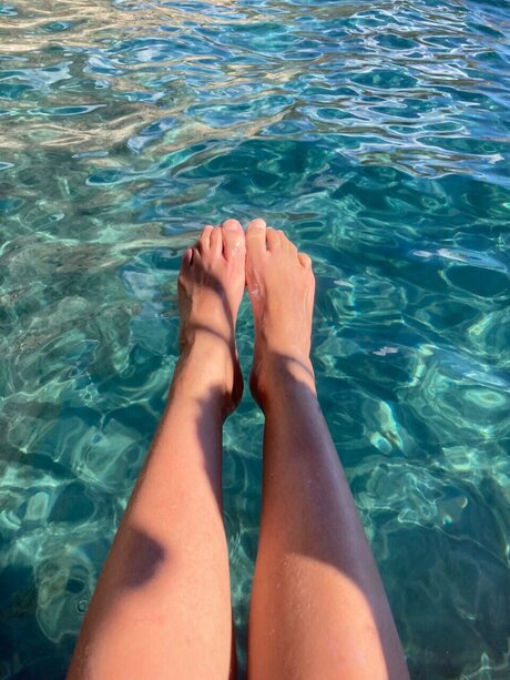 Ilovemyfeetwi