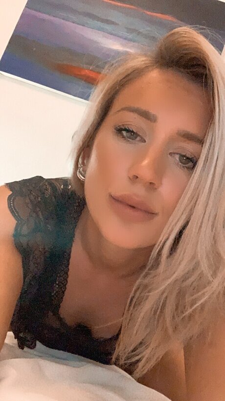 Nacktes geleaktes OnlyFans-Foto von Maximasol