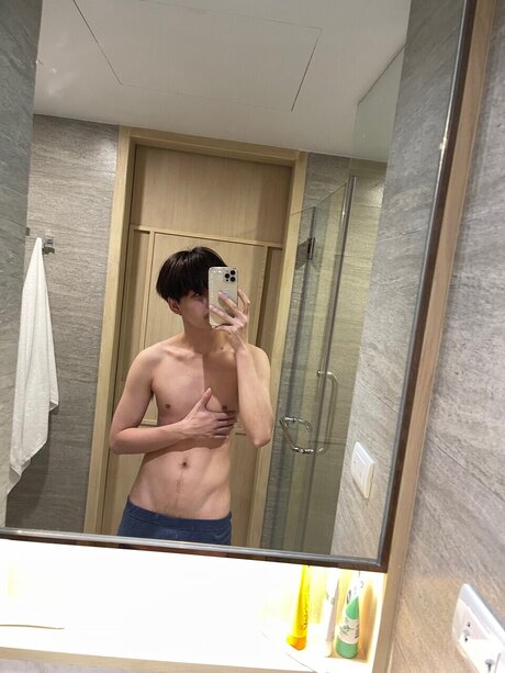 Nacktes geleaktes OnlyFans-Foto von Gagai