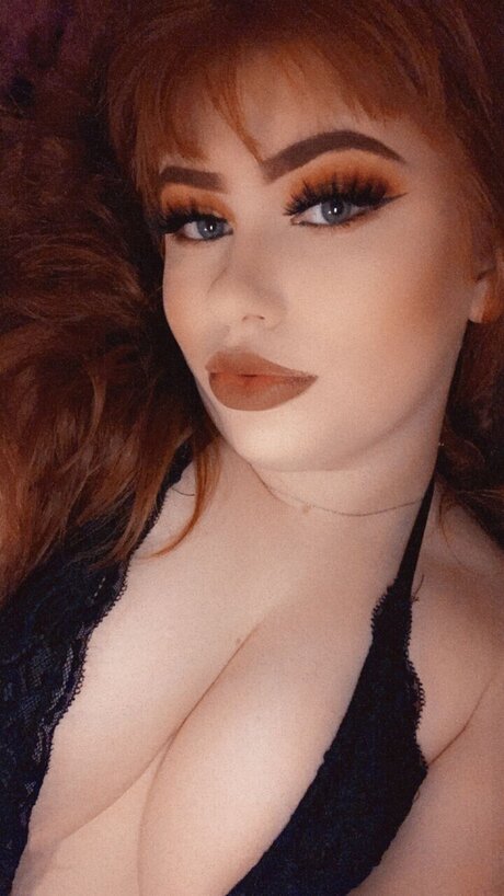 Nacktes geleaktes OnlyFans-Foto von Ash