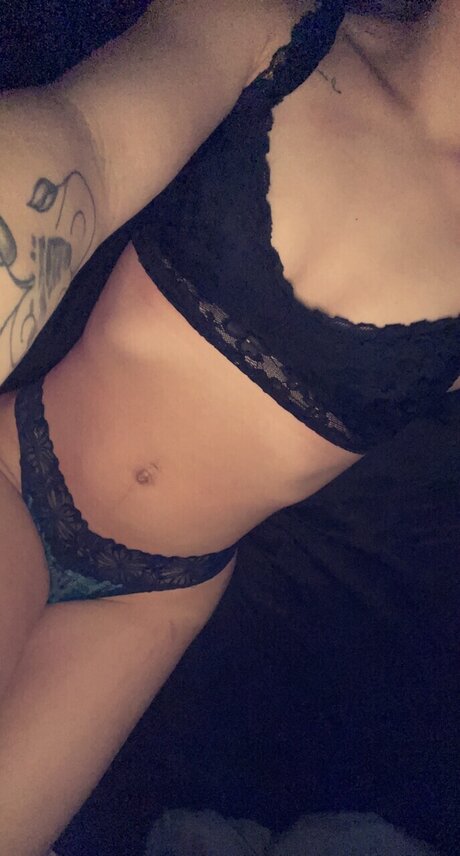 Nacktes geleaktes OnlyFans-Foto von Sugggaaaa Babbyyy