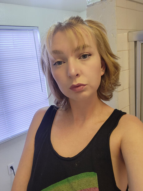 Nacktes geleaktes OnlyFans-Foto von La