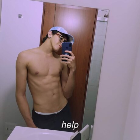 Nacktes geleaktes OnlyFans-Foto von Sebastian Sanchez